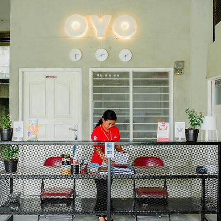 Hotel Oyo 183 The Pipe House Palembang Zewnętrze zdjęcie