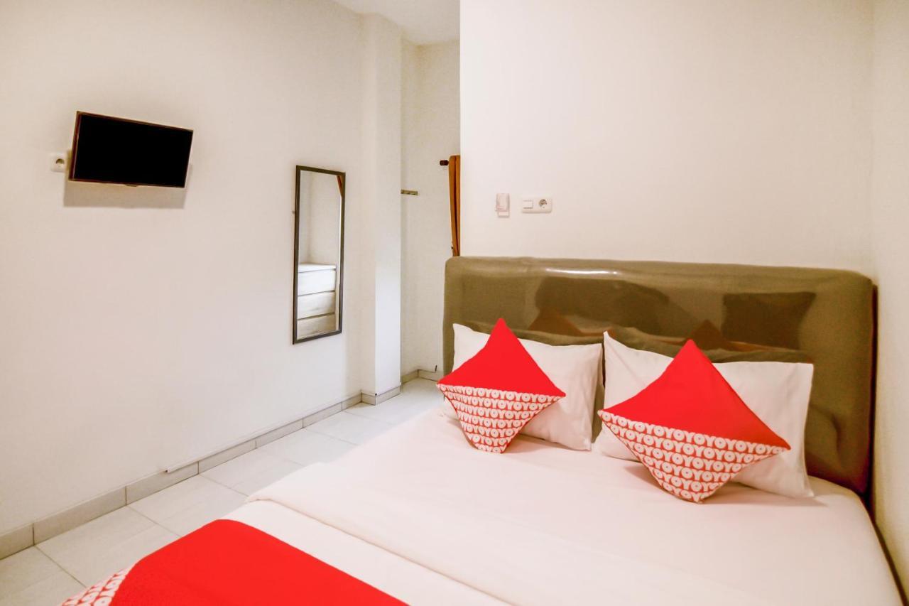 Hotel Oyo 183 The Pipe House Palembang Zewnętrze zdjęcie