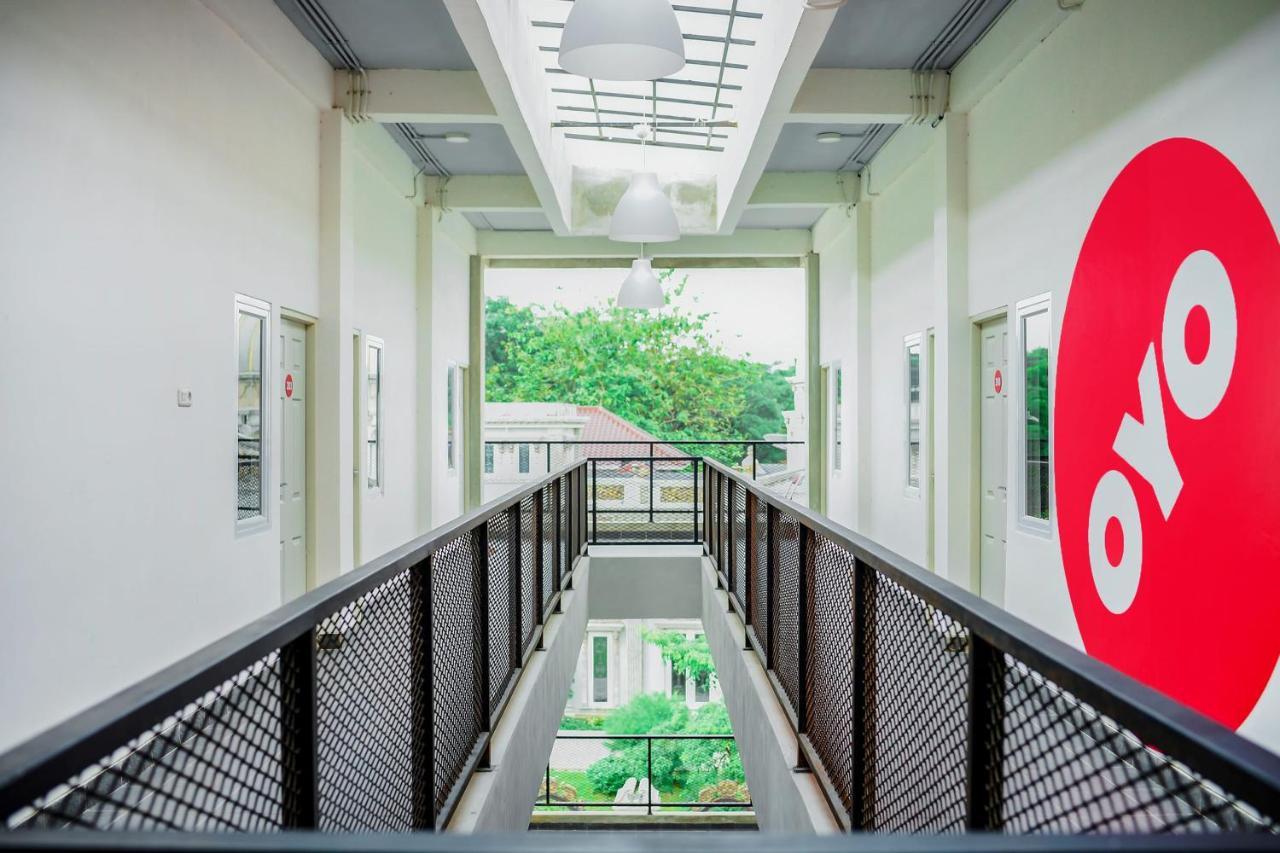 Hotel Oyo 183 The Pipe House Palembang Zewnętrze zdjęcie