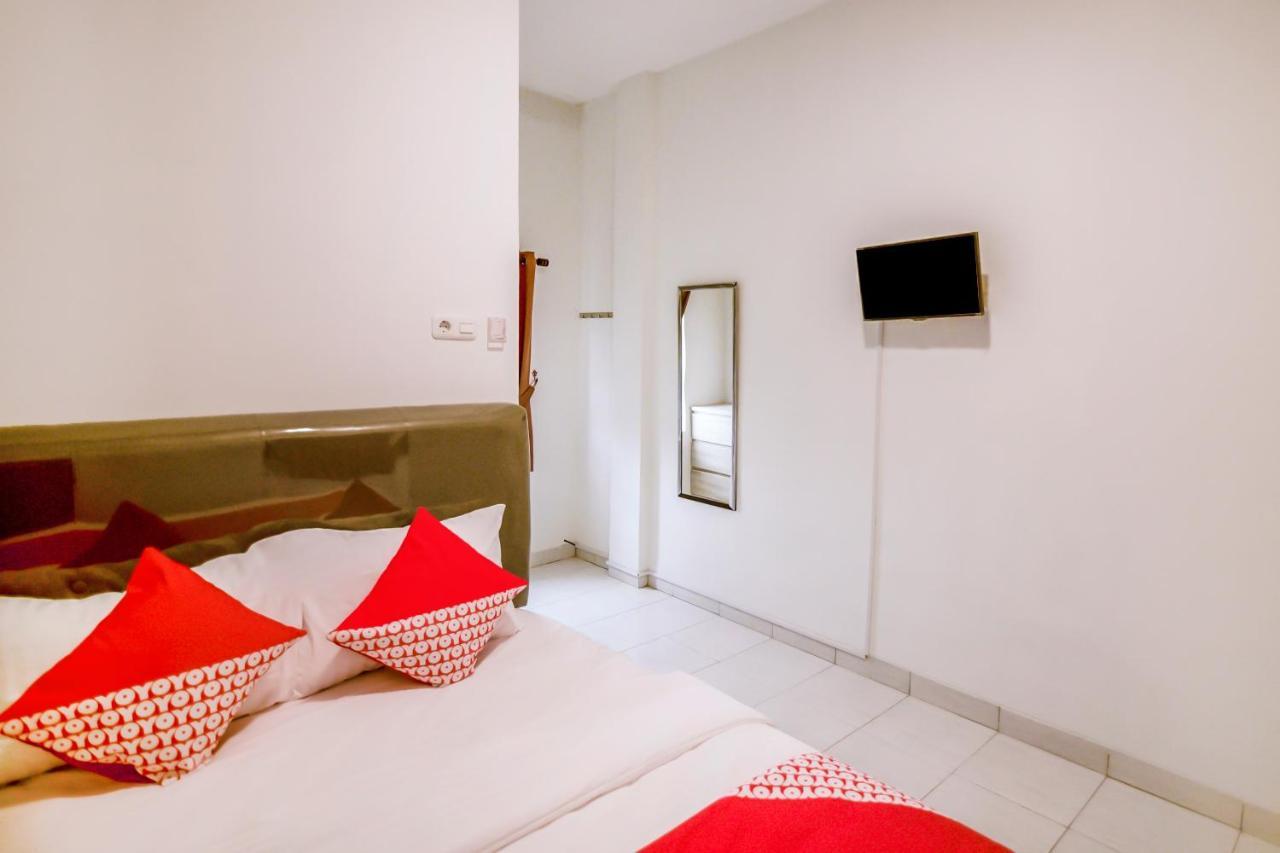 Hotel Oyo 183 The Pipe House Palembang Zewnętrze zdjęcie