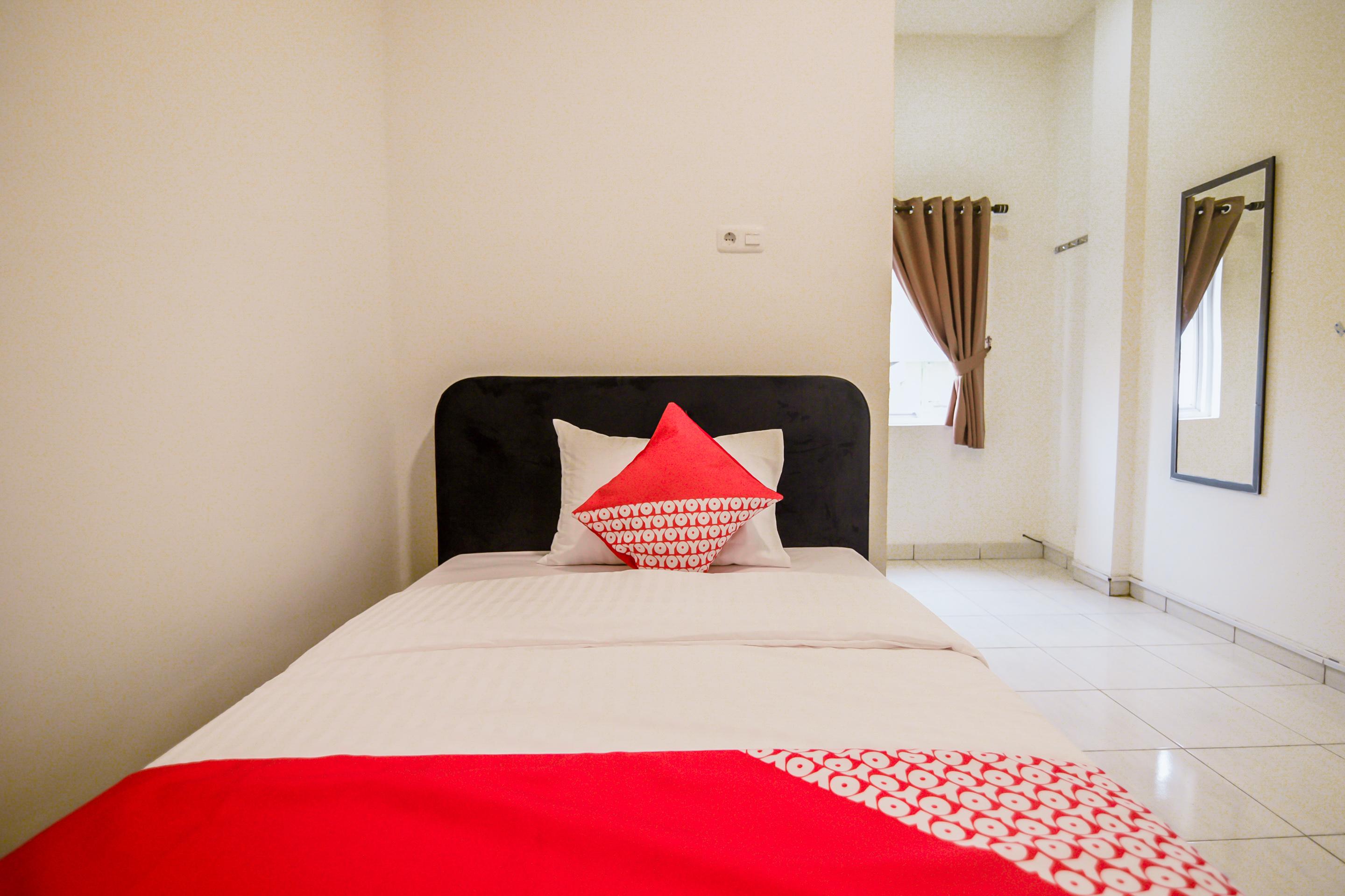 Hotel Oyo 183 The Pipe House Palembang Zewnętrze zdjęcie