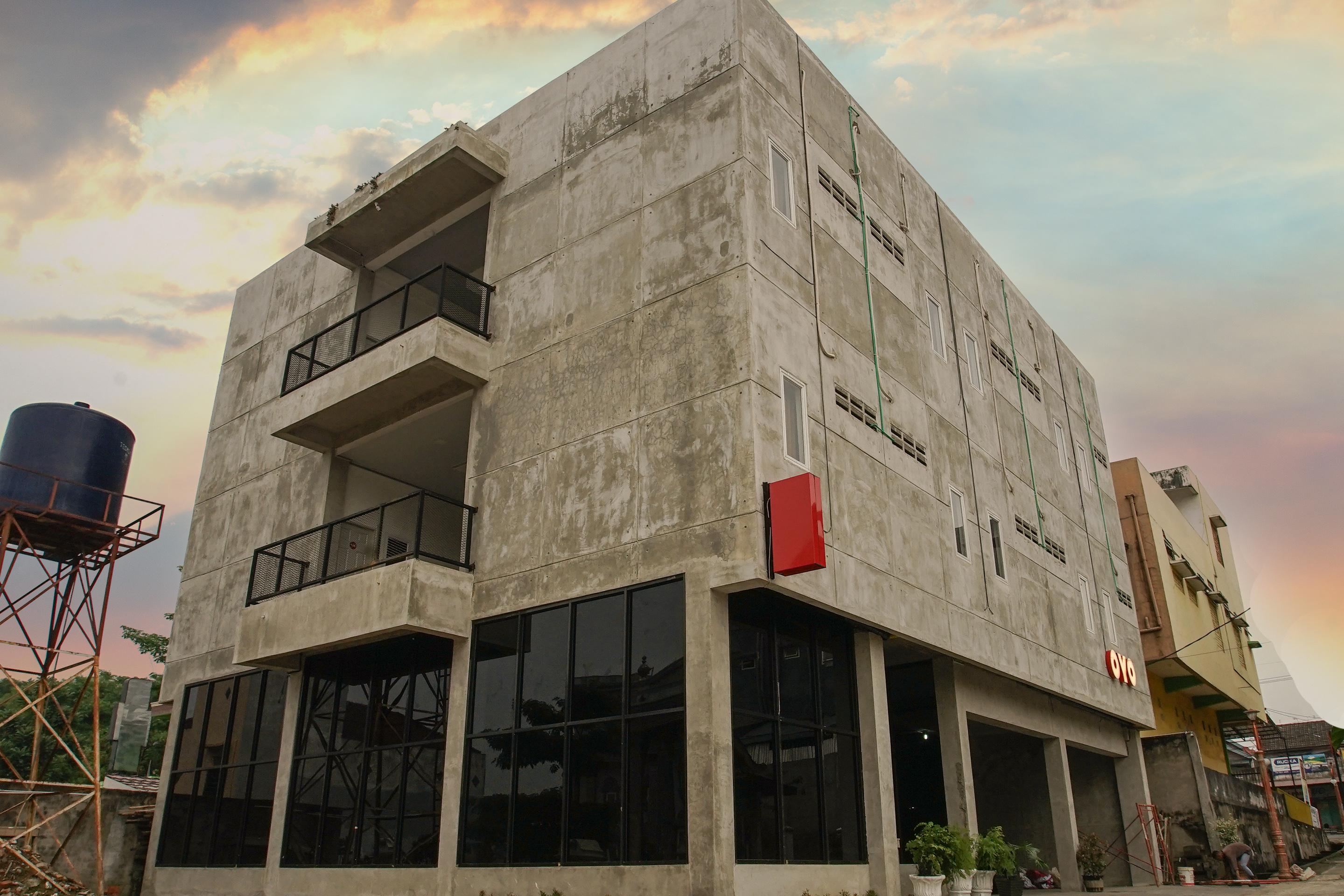 Hotel Oyo 183 The Pipe House Palembang Zewnętrze zdjęcie